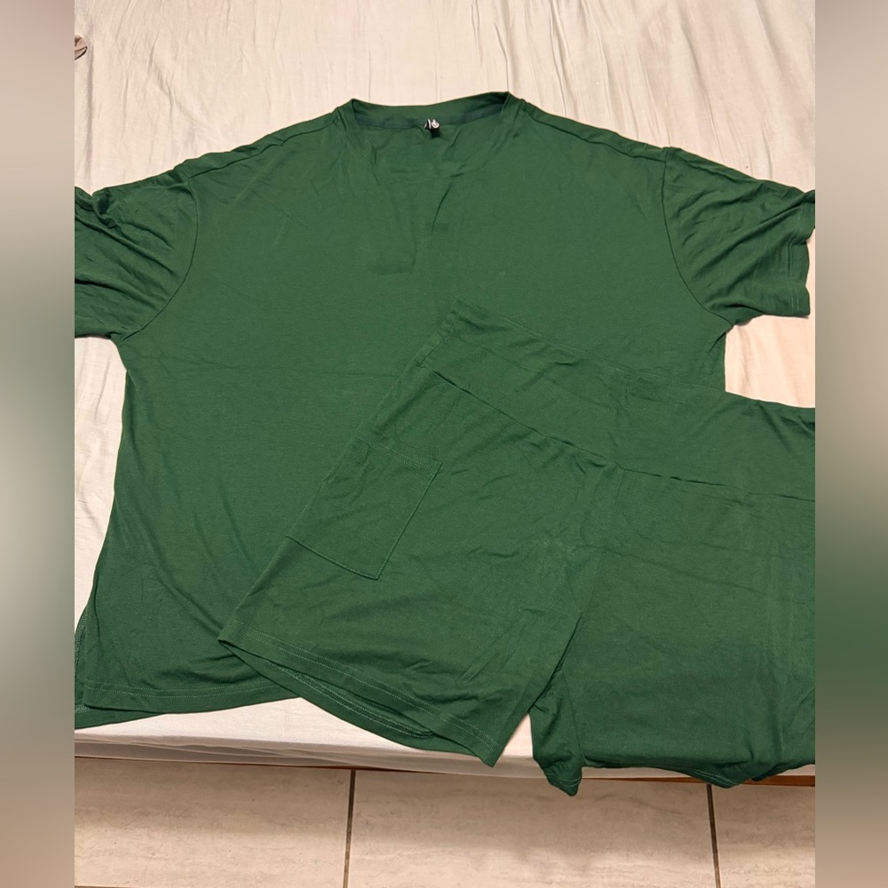 Green Matching set